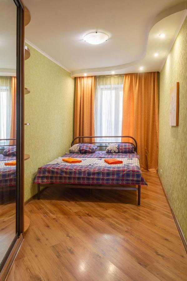 Apartment Triokhsviatytelskaya Street 3 Kiev Ngoại thất bức ảnh