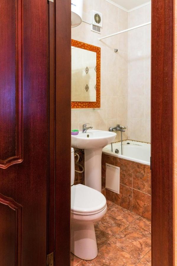 Apartment Triokhsviatytelskaya Street 3 Kiev Ngoại thất bức ảnh