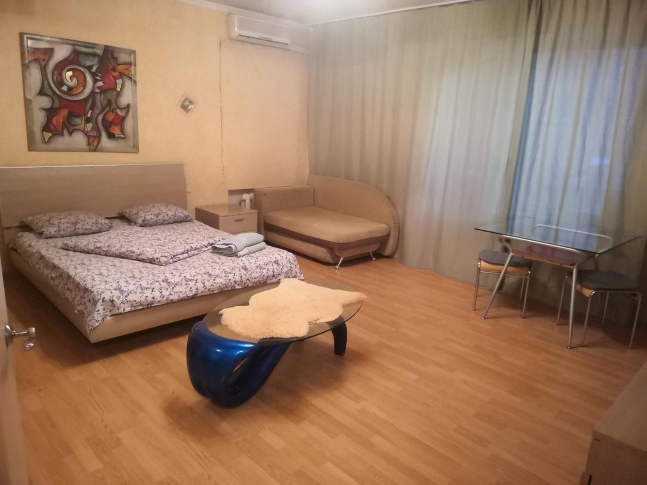 Apartment Triokhsviatytelskaya Street 3 Kiev Ngoại thất bức ảnh